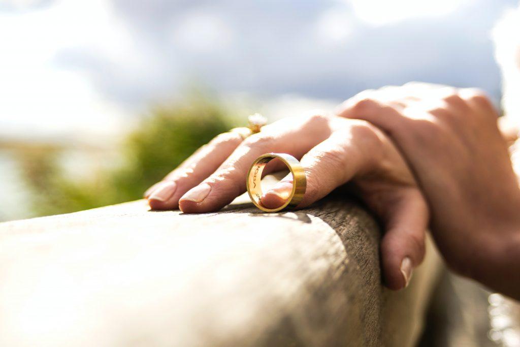a ring and hand